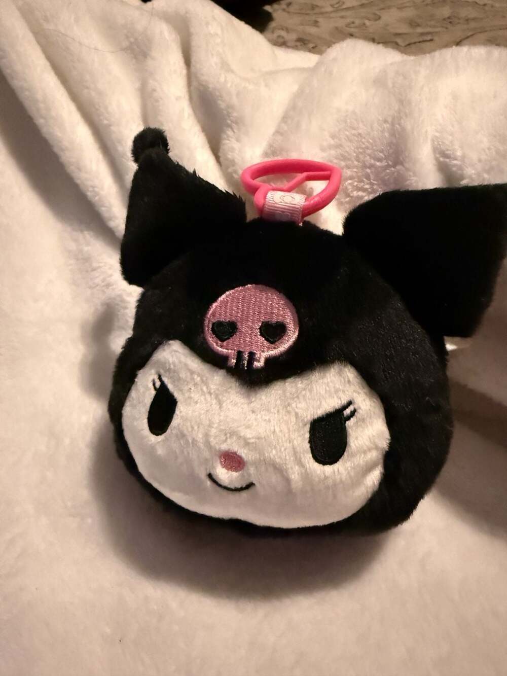 L.O.L. Surprise! Loves Hello Kitty and Friends Reversible Plush Keychain (Hello